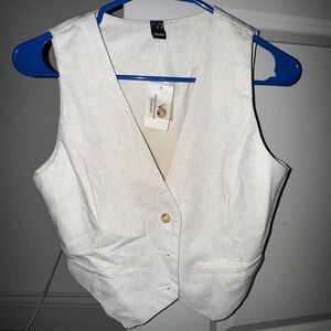 Windsor Cream Buttoned Vest Top